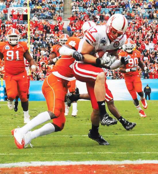 College Sports: Huskers overpower Tigers 26-21 for Gator Bowl win (1/1/09)  | McCook Gazette